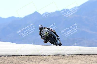 media/Dec-08-2024-CVMA (Sun) [[267e5a7075]]/Race 4-Amateur Supersport Middleweight/